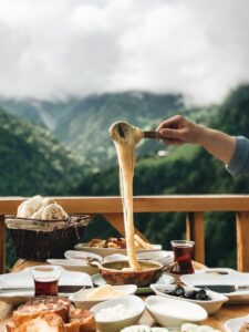 Vacanze in alta quota: per “Think Milk, Taste Europe, Be Smart” un’opportunità per conoscere il latte di montagna e i suoi formaggi DOP